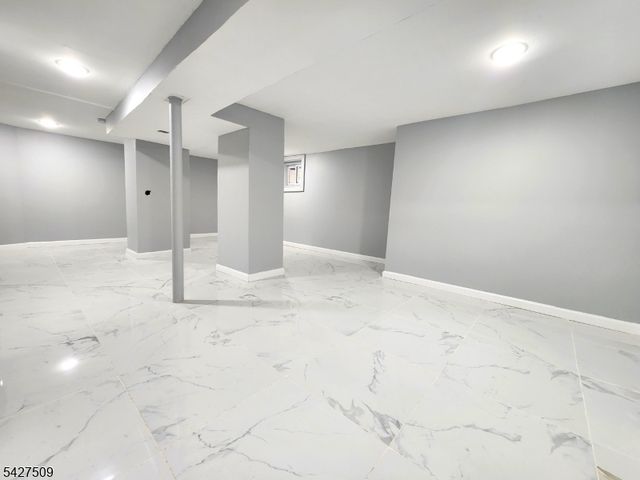 102 Washington Ave, Irvington Twp., NJ 07111