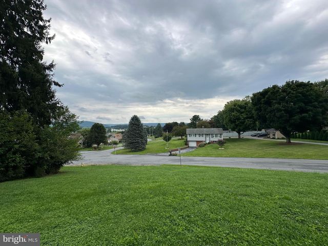 11539 WESTMINSTER DRIVE, Waynesboro, PA 17268
