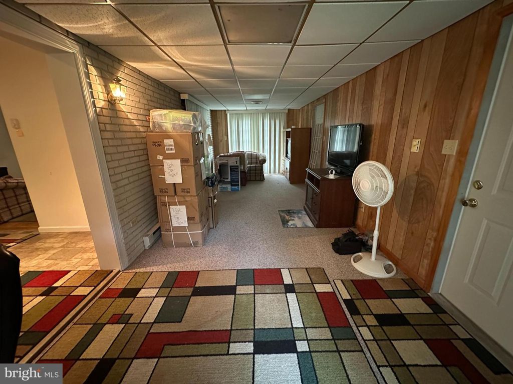 Image 33 of property listing at 11539 WESTMINSTER DRIVE, Waynesboro, PA 17268