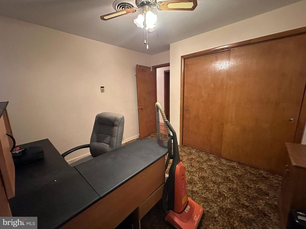 Image 43 of property listing at 11539 WESTMINSTER DRIVE, Waynesboro, PA 17268