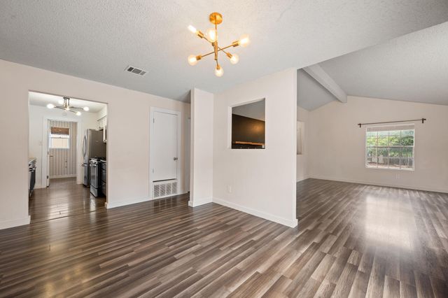 11010 Prairie Dove CIR, Austin, TX 78758