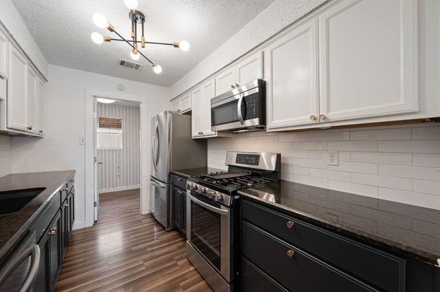 11010 Prairie Dove CIR, Austin, TX 78758