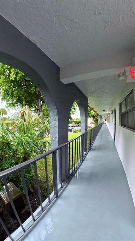 2161 W Woolbright Road M202, Boynton Beach, FL 33426
