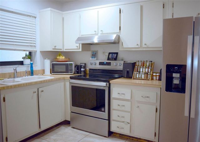 2161 W Woolbright Road M202, Boynton Beach, FL 33426
