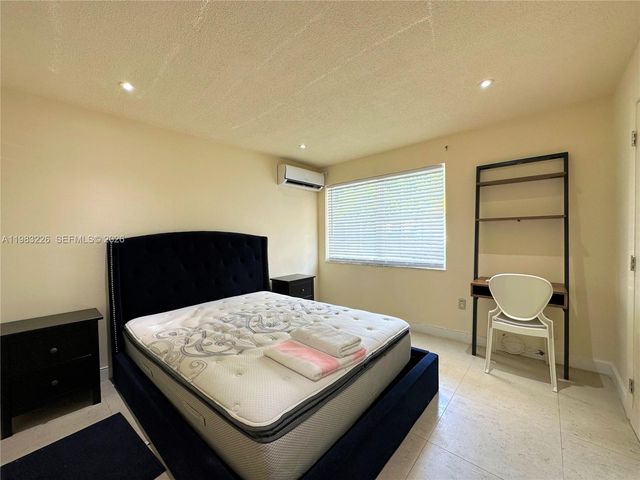 345 Michigan Ave 32, Miami Beach, FL 33139