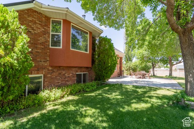 4163 S BEEMAN RD, Moab, UT 84532