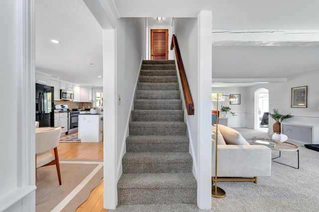 204 Low St, Newburyport, MA 01950