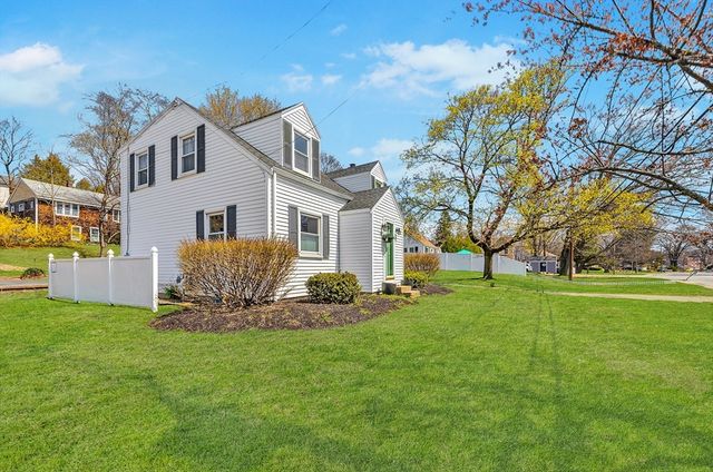 204 Low St, Newburyport, MA 01950