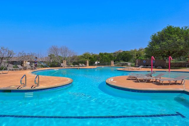 5117 Texas Bluebell DR, Spicewood, TX 78669