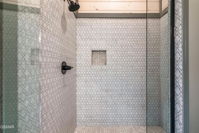 538 Tatum Rose Way, Sevierville, TN 37876