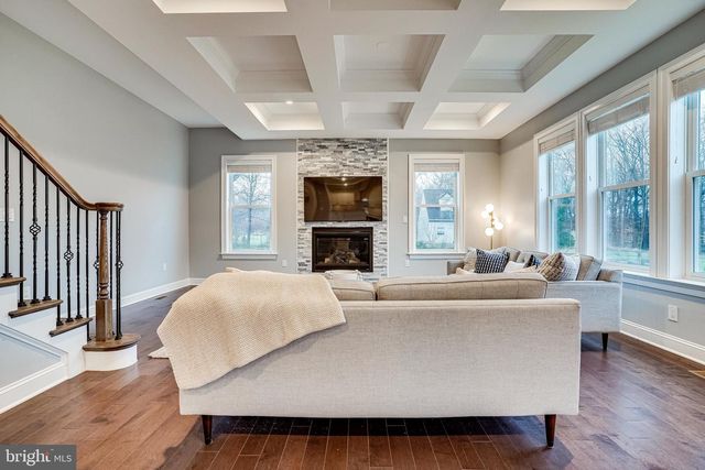 8733 POHICK RD, Springfield, VA 22153