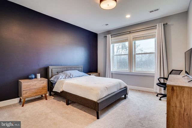 8733 POHICK RD, Springfield, VA 22153