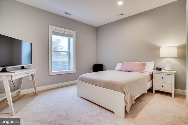 8733 POHICK RD, Springfield, VA 22153