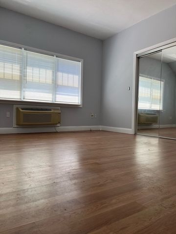 17 Hill St 2, Quincy, MA 02169