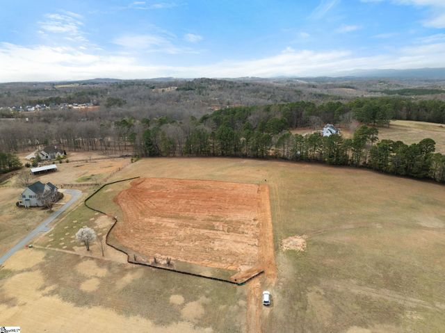 139 Dogwood Boulevard, Travelers Rest, SC 29690