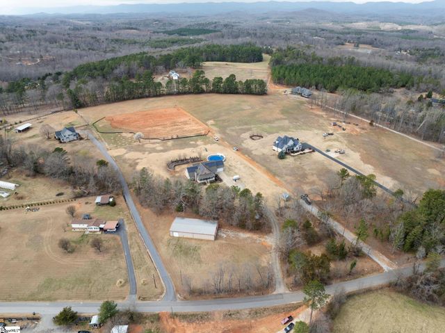 139 Dogwood Boulevard, Travelers Rest, SC 29690