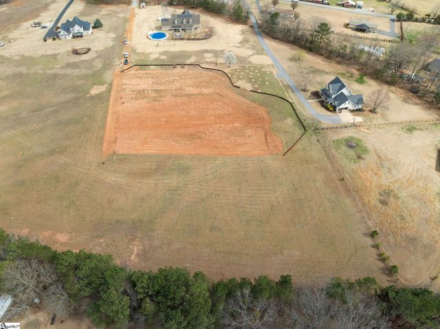 139 Dogwood Boulevard, Travelers Rest, SC 29690