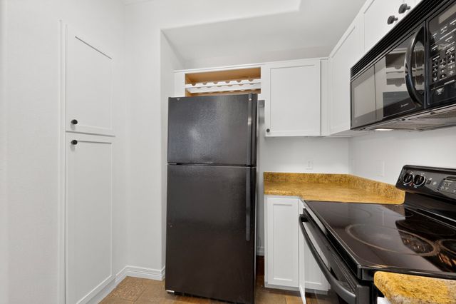 330 Las Colinas Boulevard E 220, Irving, TX 75039