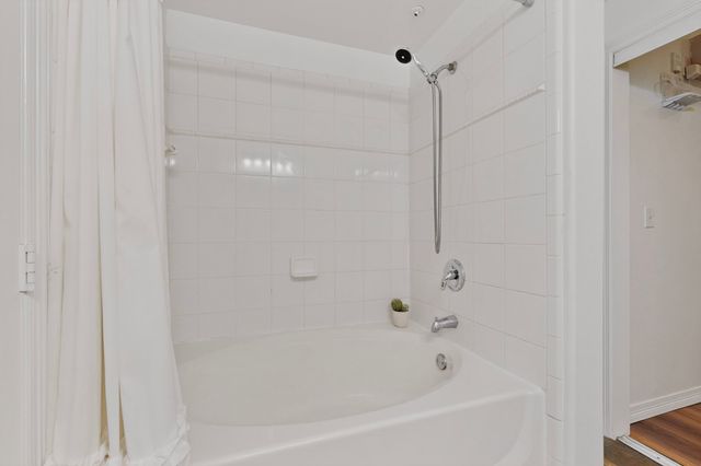 330 Las Colinas Boulevard E 220, Irving, TX 75039
