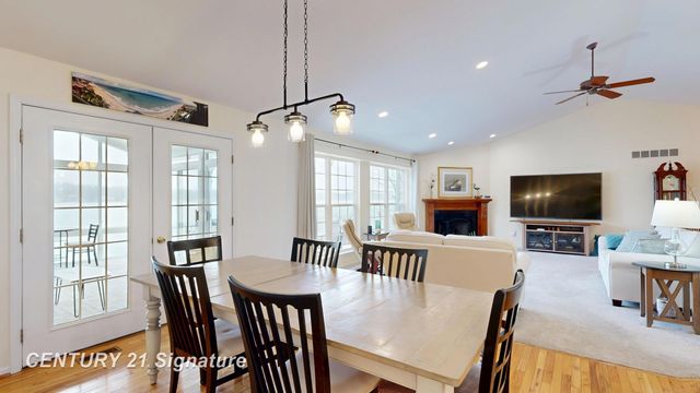 4190 Neal Court, Linden, MI 48451