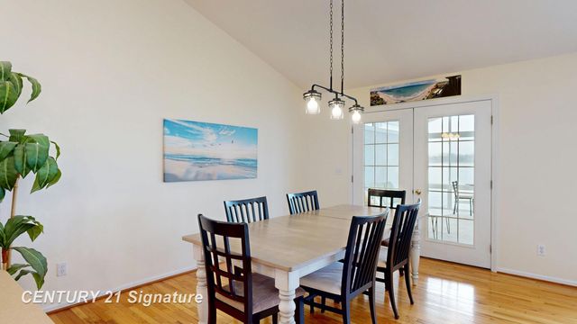 4190 Neal Court, Linden, MI 48451