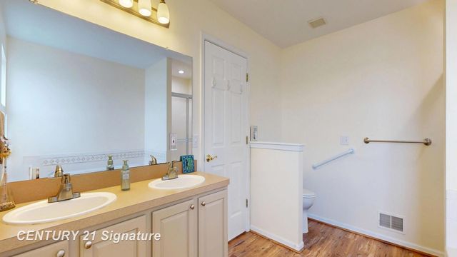 4190 Neal Court, Linden, MI 48451