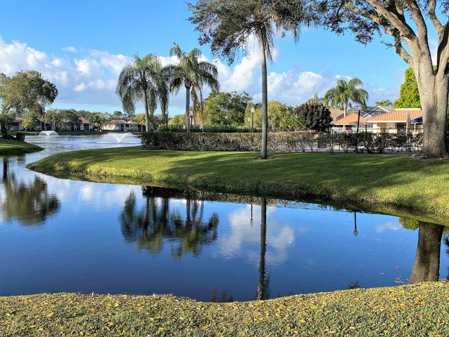 12962 Briarlake Drive 103, Palm Beach Gardens, FL 33418
