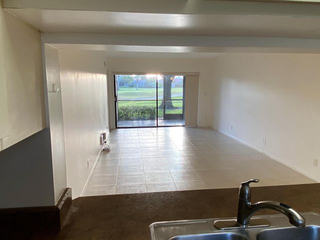 12962 Briarlake Drive 103, Palm Beach Gardens, FL 33418