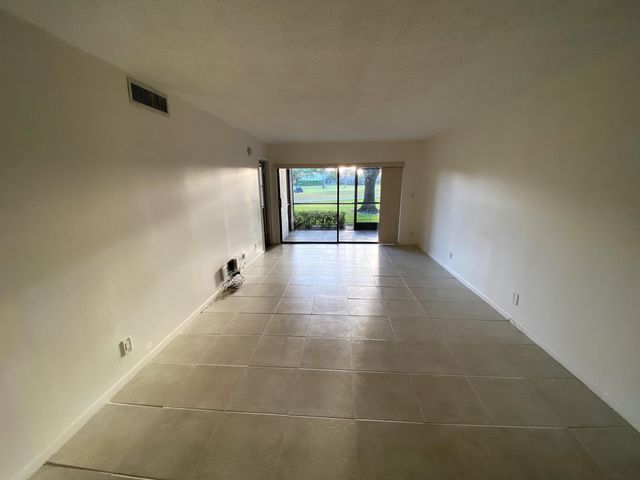 12962 Briarlake Drive 103, Palm Beach Gardens, FL 33418