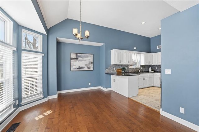 1266 N Prince Edward Street, Olathe, KS 66061