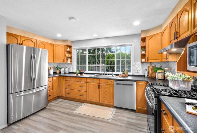 5125 137th Street SE, Everett, WA 98208