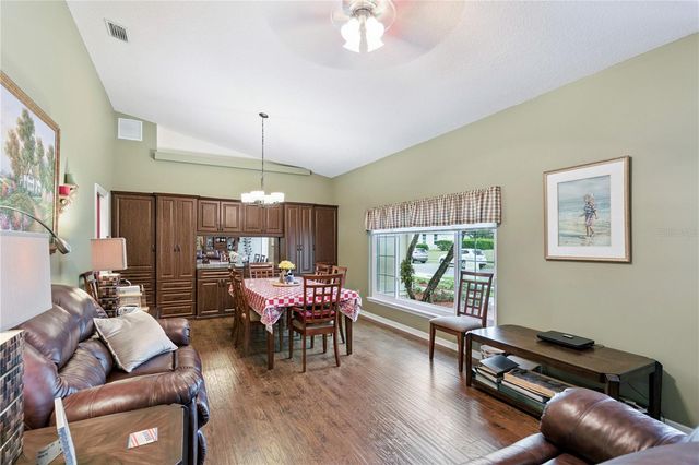 1674 CARILLON PARK DRIVE, Oviedo, FL 32765