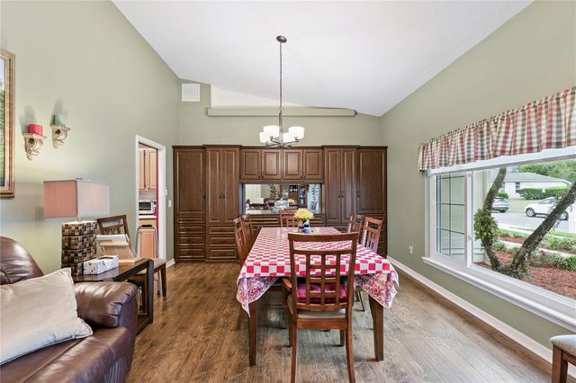 1674 CARILLON PARK DRIVE, Oviedo, FL 32765