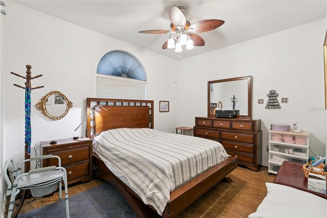 1674 CARILLON PARK DRIVE, Oviedo, FL 32765