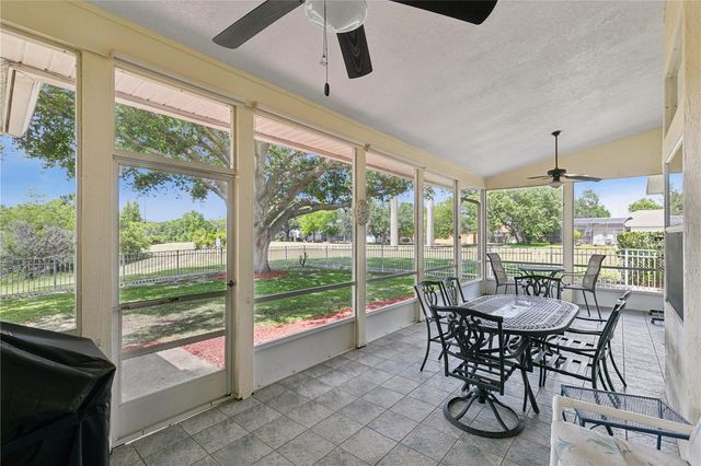 1674 CARILLON PARK DRIVE, Oviedo, FL 32765