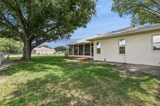 1674 CARILLON PARK DRIVE, Oviedo, FL 32765