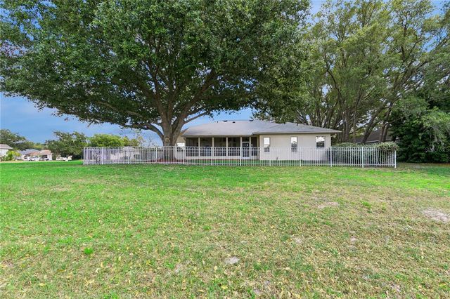 1674 CARILLON PARK DRIVE, Oviedo, FL 32765