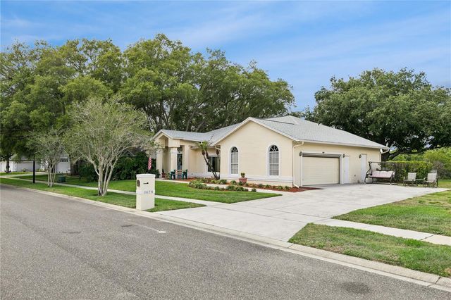 1674 CARILLON PARK DRIVE, Oviedo, FL 32765