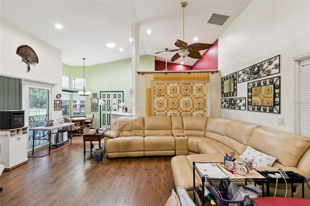 1674 CARILLON PARK DRIVE, Oviedo, FL 32765