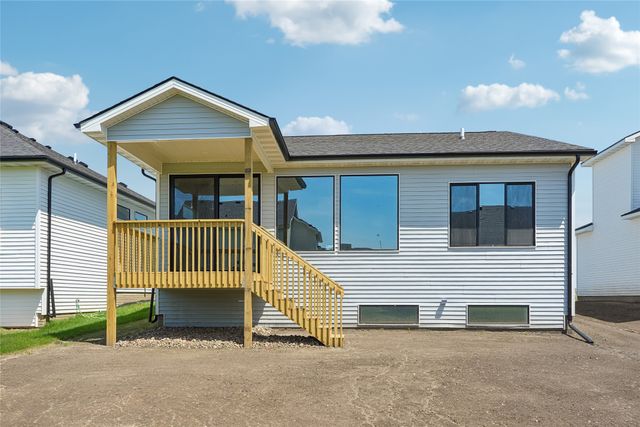 14604 Northpark Drive, Urbandale, IA 50323