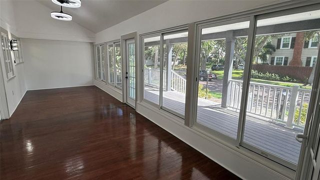 1330 CHERRY STREET NE, St Petersburg, FL 33701