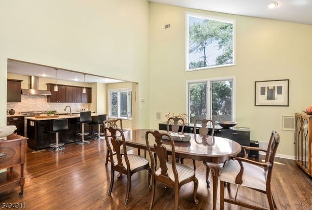 27 Moran Rd, West Orange Twp., NJ 07052