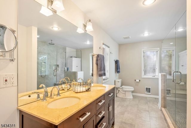 27 Moran Rd, West Orange Twp., NJ 07052
