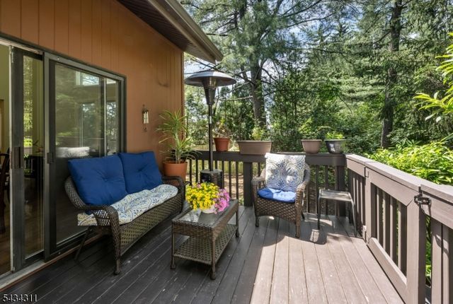 27 Moran Rd, West Orange Twp., NJ 07052