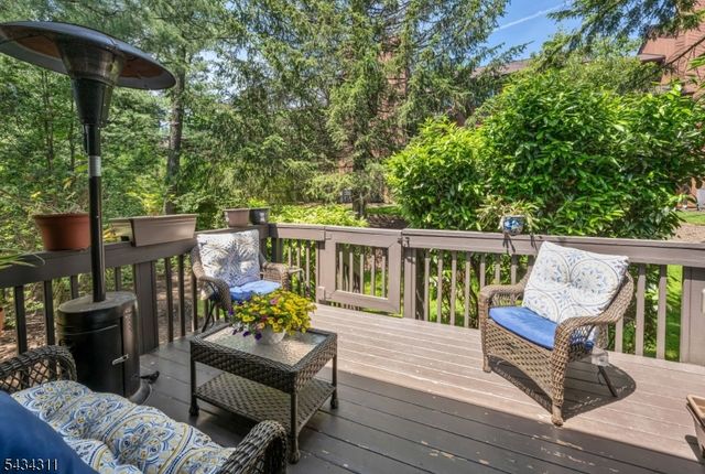 27 Moran Rd, West Orange Twp., NJ 07052
