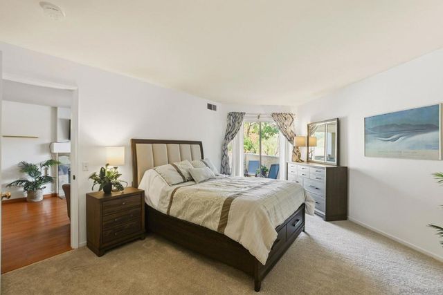11115 Affinity 8, San Diego, CA 92131
