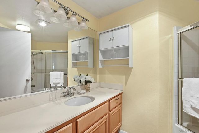 11115 Affinity 8, San Diego, CA 92131