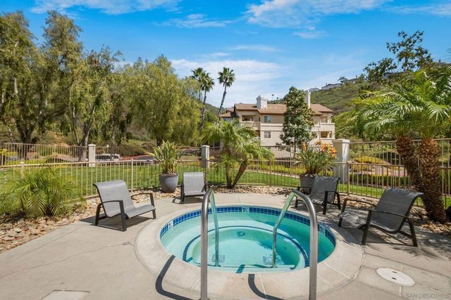 11115 Affinity 8, San Diego, CA 92131