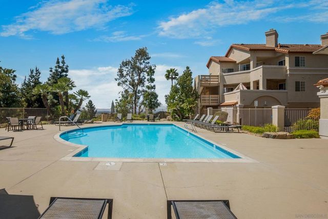 11115 Affinity 8, San Diego, CA 92131