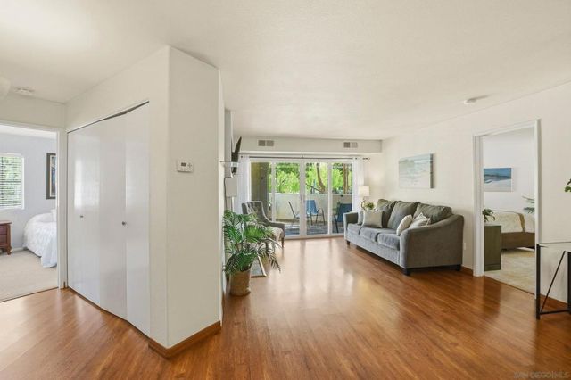 11115 Affinity 8, San Diego, CA 92131